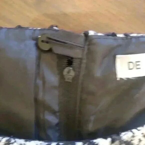 DE Collection Women's Sheath Dress - Picture 7 of 12